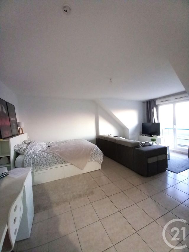 Appartement F1 à louer - 1 pièce - 36,65 m2 - Cherbourg En Cotentin - 50 - BASSE-NORMANDIE